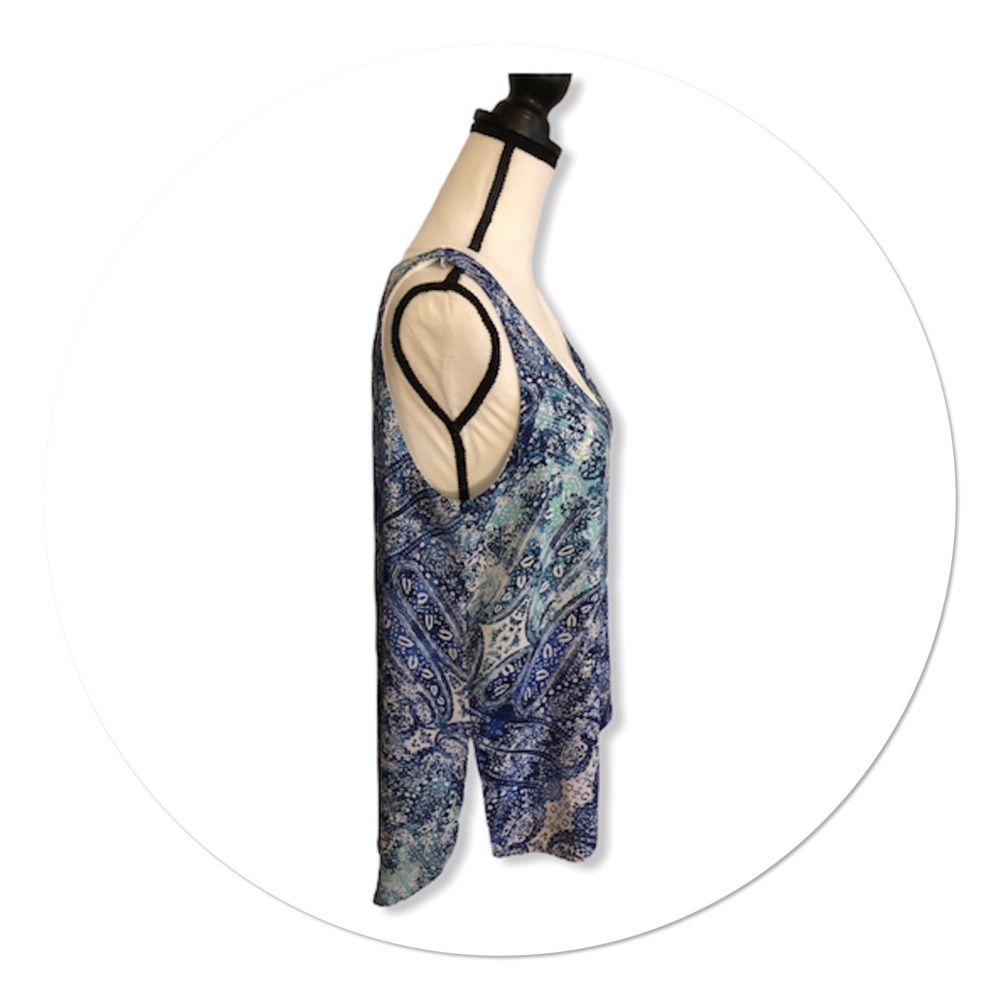 Violet + Claire Women’s Sleeveless Top - Picture 2 of 4